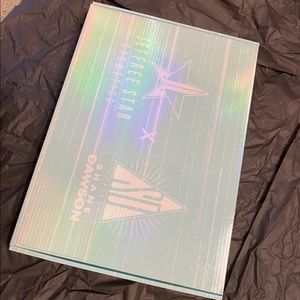 Shane x Jeffree Star Pearlescent Hand Mirror